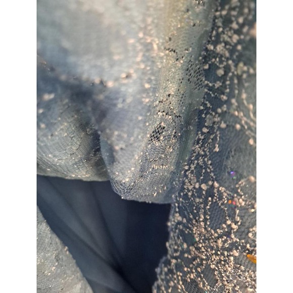 White and Blue Floral Blouse with Sequin on Sheer‎ Top and Attached Blue Under - Picture 3 of 5